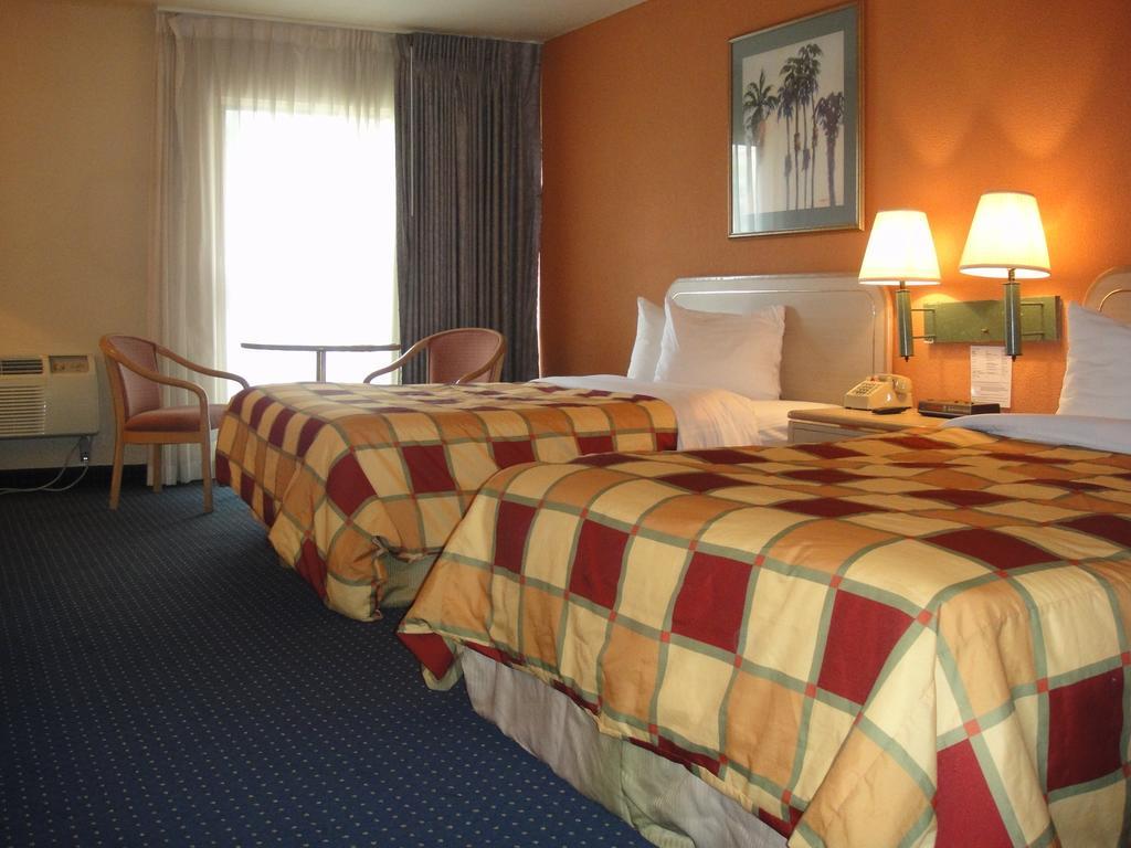 Red Lion Hotel Orlando Lake Buena Vista South- Near Disney Kissimmee Room photo